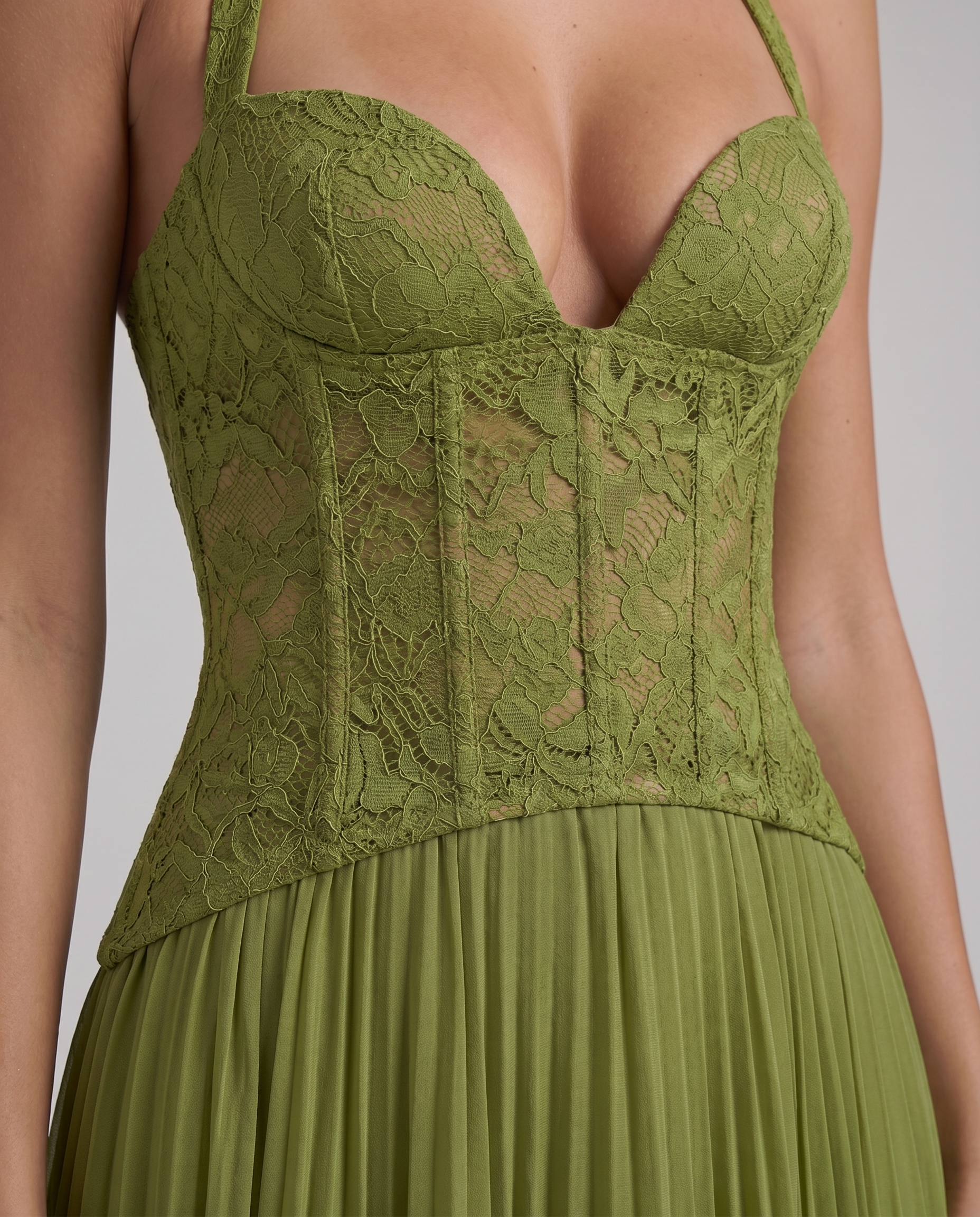 EDEN — Robe longue corset dentelle & jupe plissée vert olive