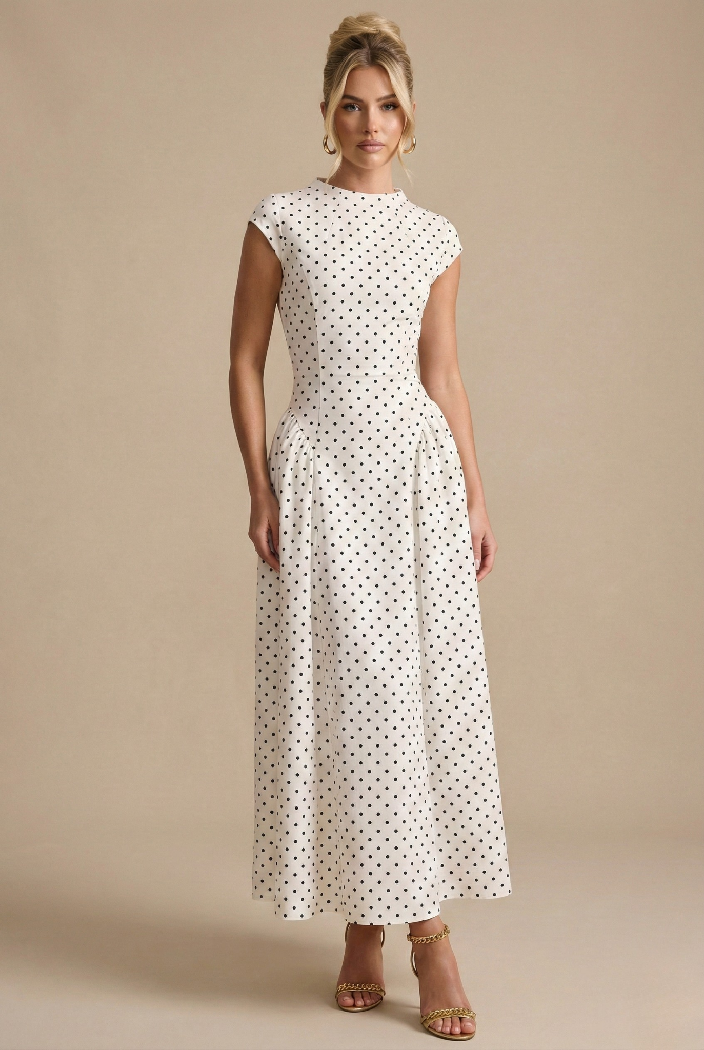 Women’s Polka Dot Maxi Dress with Round Neck and A Line Silhouette Rolenna